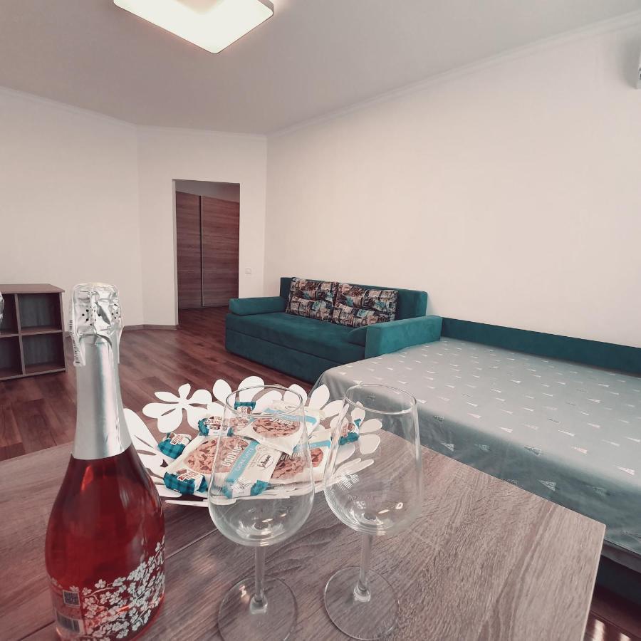 Lux Апартаменты В Киеве Esterno foto